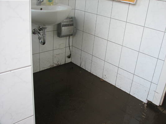 2006-07-07 Wasserschäden durch Kanalisation