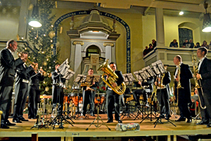 2012-01-02 Neujahrskonzert mit WorldBrass in der Kirche