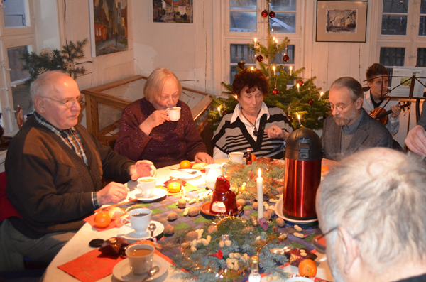 2014-11-29 Advent Advent ...