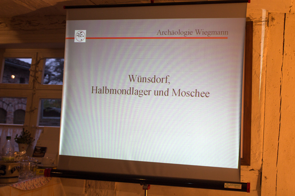 2016-11-05 Archäologie - Wünsdorf Halbmondlager und Moschee