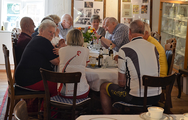 2023-06-05 Ehemalige Gastronomen im "Alten Krug"