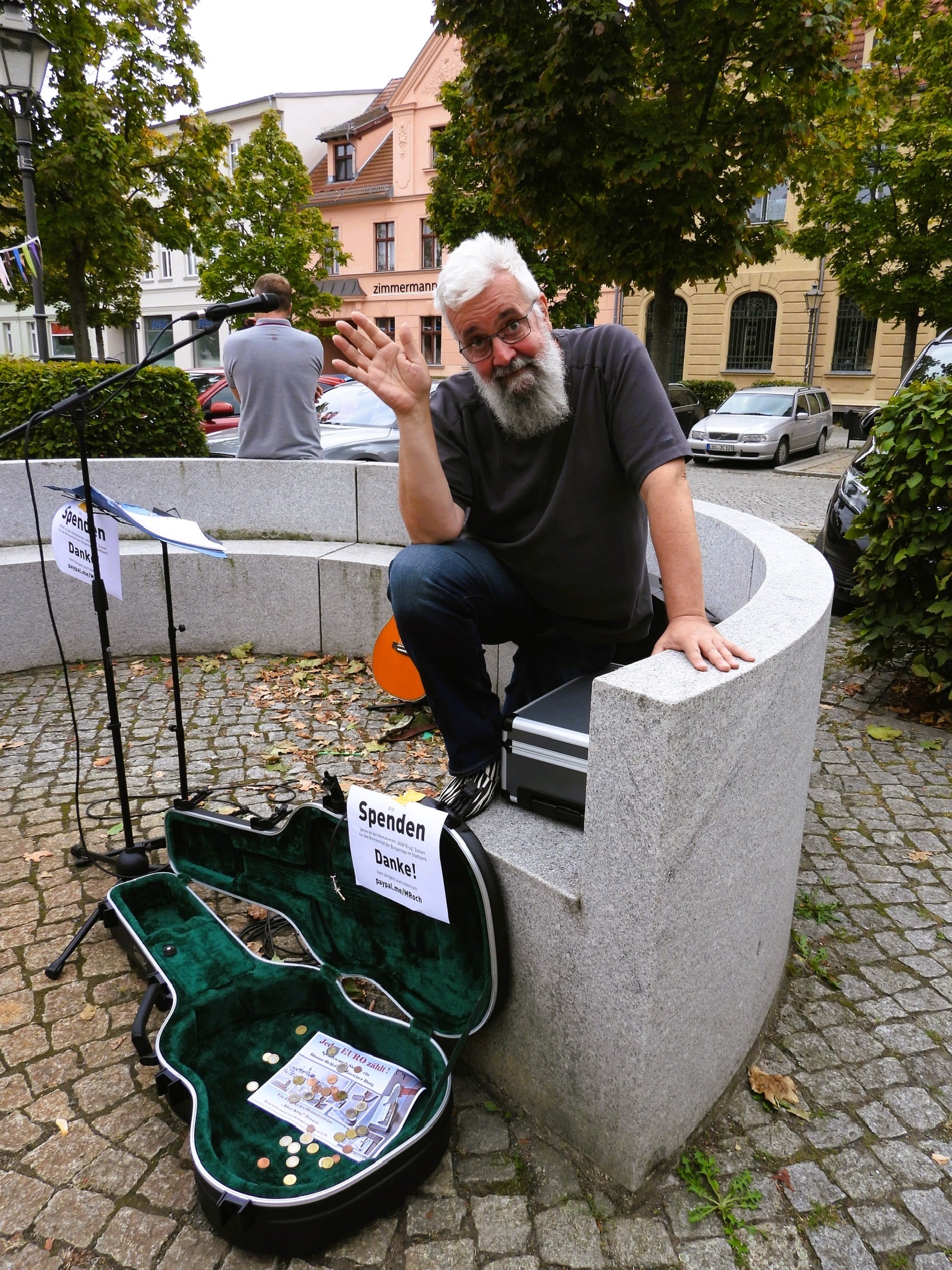 2023-10-15 Spende für das Reliefprojekt musikalisch erarbeitet