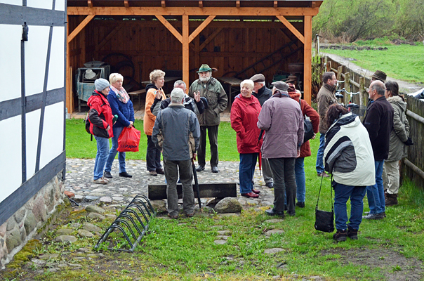 2013-04-27 Vom „Alten Krug“ zum Gerlachshof