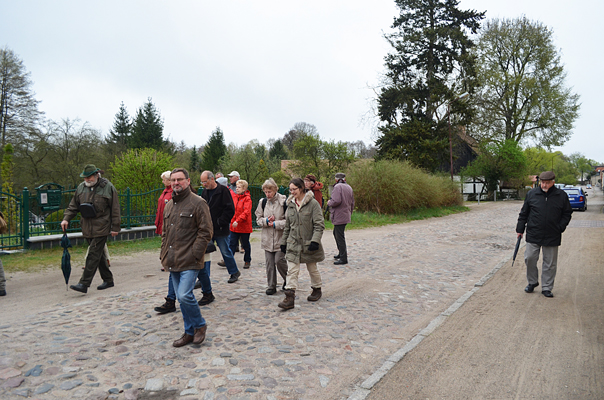 2013-04-27 Vom „Alten Krug“ zum Gerlachshof