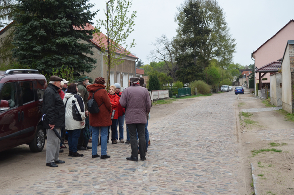 2013-04-27 Vom „Alten Krug“ zum Gerlachshof